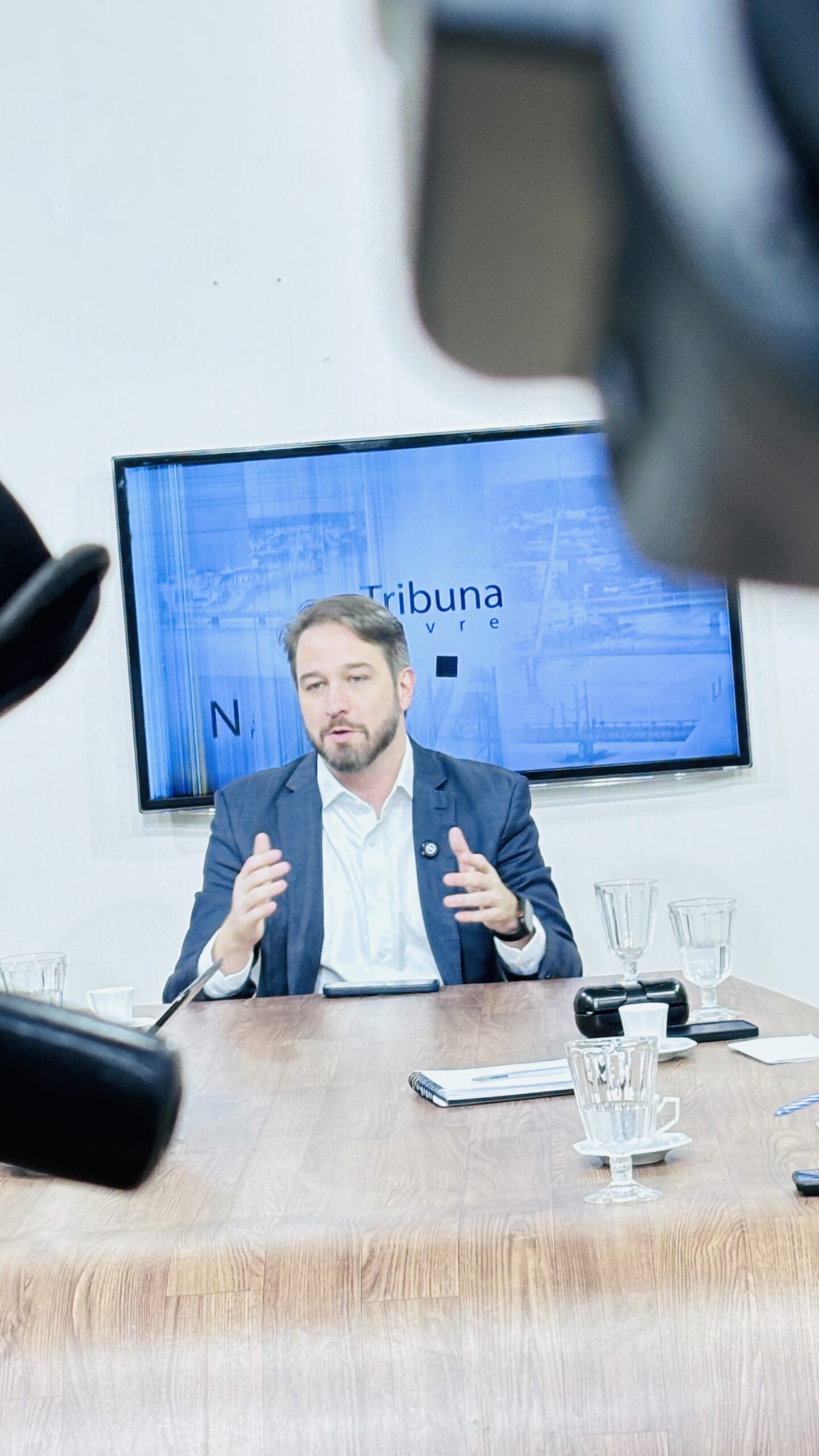 No Tribuna Livre de hoje o vereador Felipe Tchê fala dos bastidores da câmara municipal de Rio Branco e mais; assista…