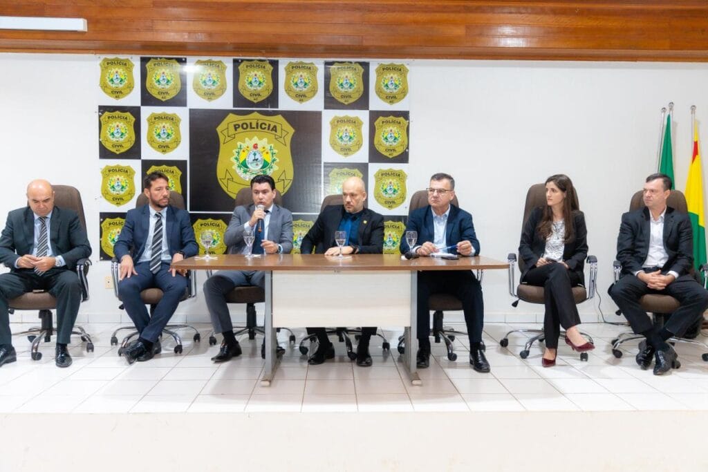 Polícia Civil realiza reunião de alinhamento estratégico com delegados da capital e interior e apresenta plano de gestão